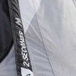 Quechua Tente De Camping - 2 SECONDS - 2 Places - Fresh & Black -Meilleur Camping Magasin tente de camping 2 seconds 2 places fresh and black 4